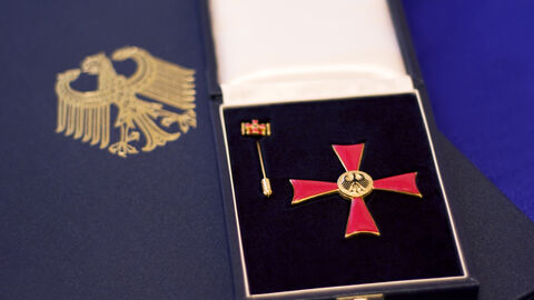 Verdienstkreuz 1. Klasse